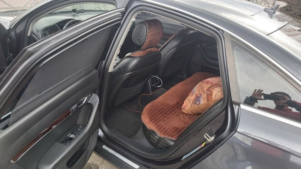 Продам авто повністю обслужене авто Ауді а 6 с 6