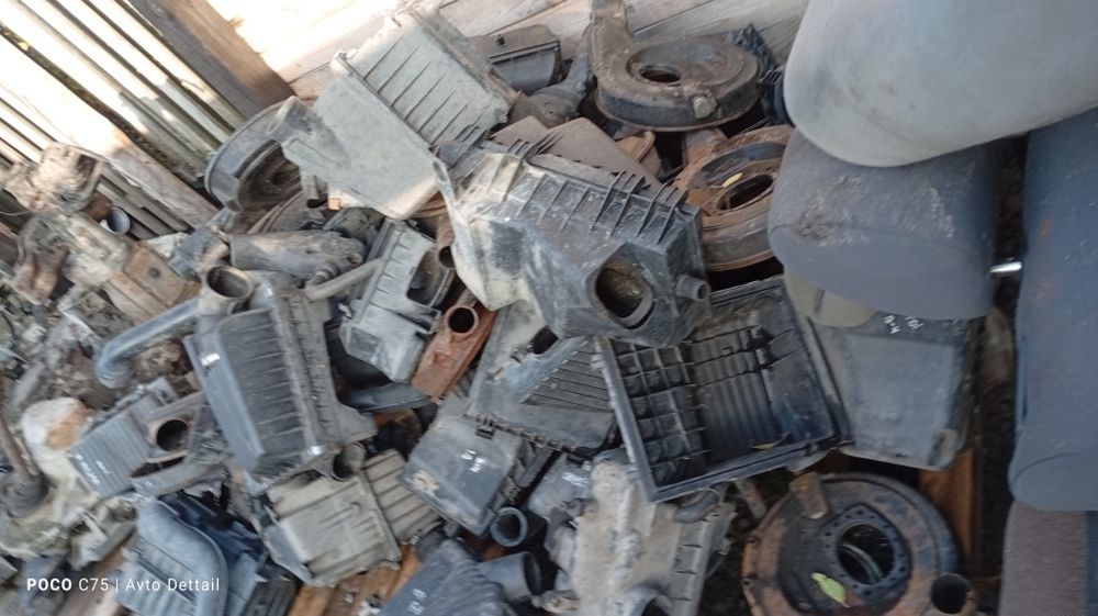 Корпус воздушного фільтра Воздухан Ауди Бмв  рено пасат форд мерседес