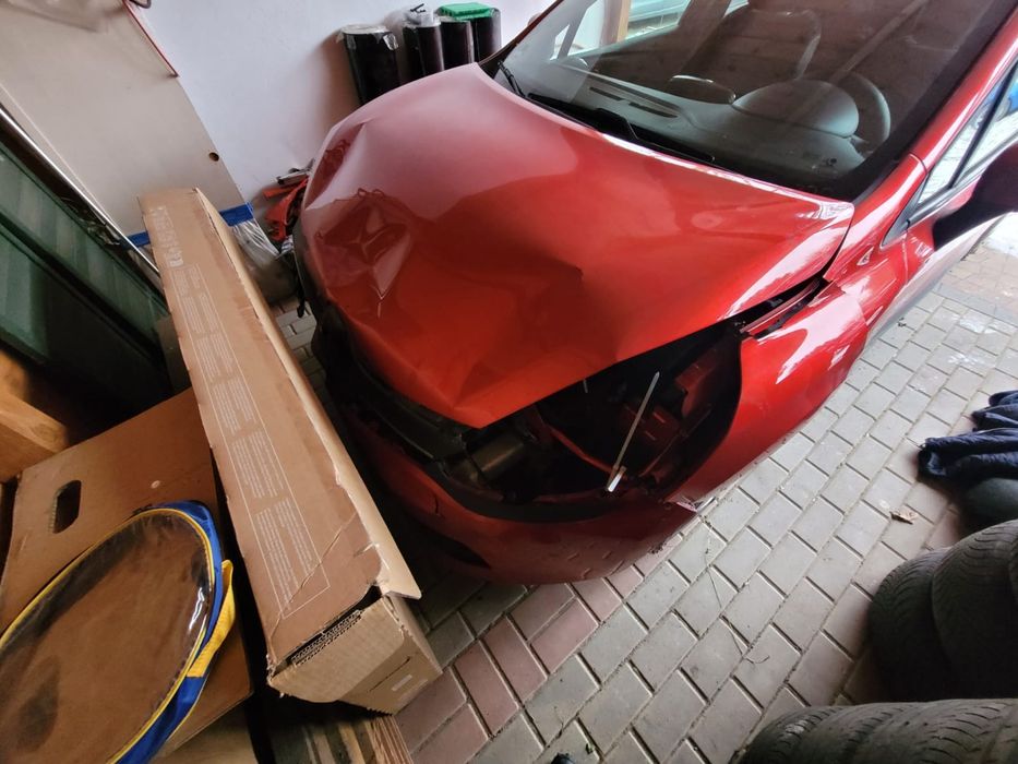 Renault Clio IV Benzyna Nawigacja Tempomat 5 Drzwi Niski Przebieg