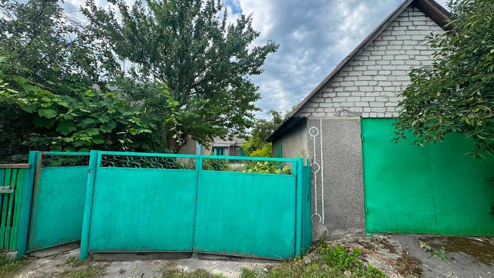 продам будинок в м. Баранівка Житомирська область