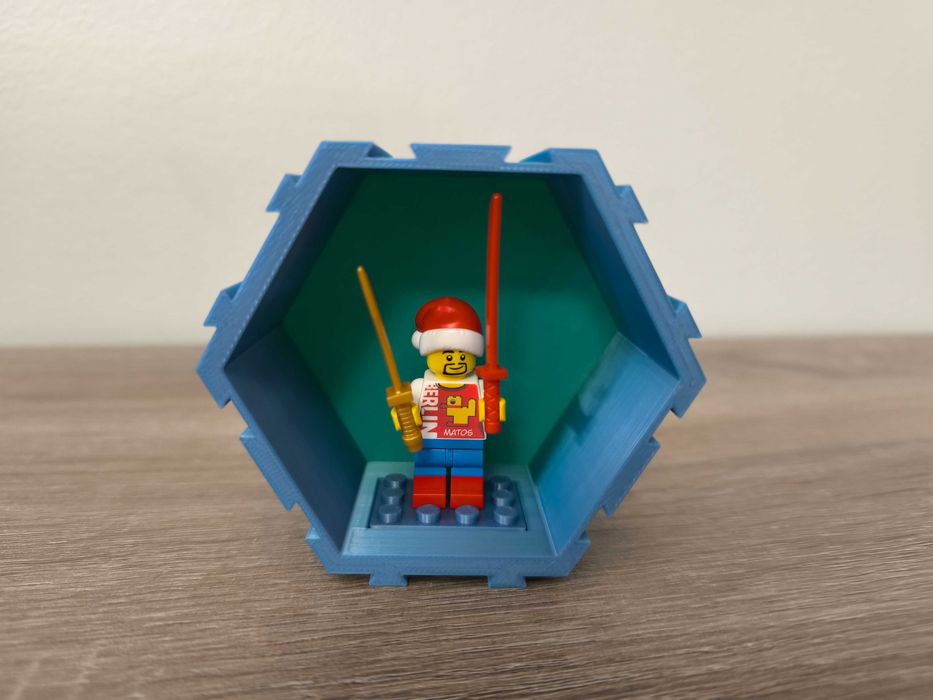 Peça 3x4 estilo Lego para display de minifiguras