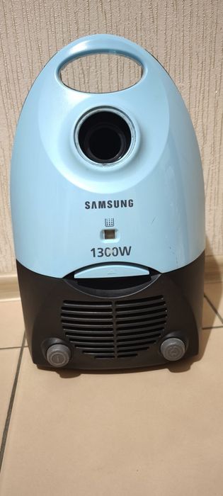 пылесос Samsung SC4023.