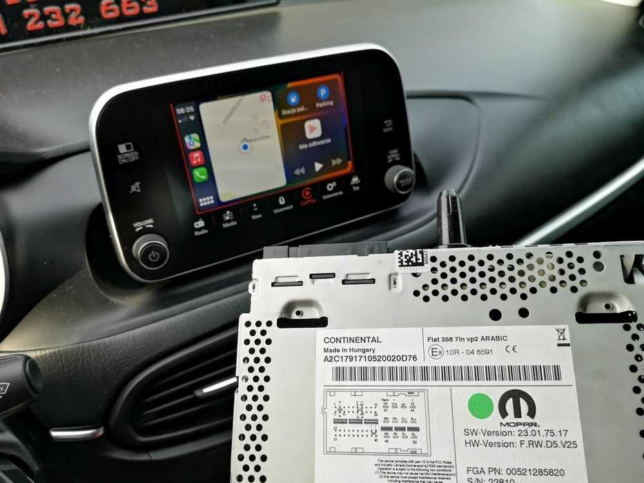 Tipo CARPLAY AndroidAuto na fabrycznym ekranie Fiat Uconnect tablet 7"