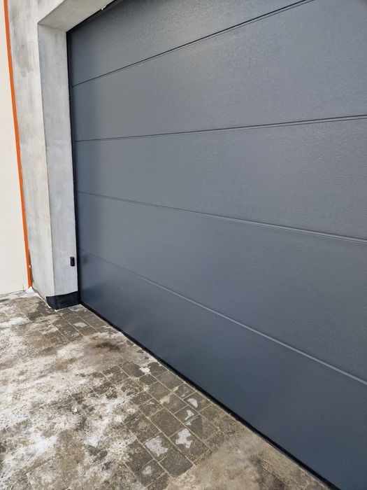 Brama garażowa antracyt 3000x2125
