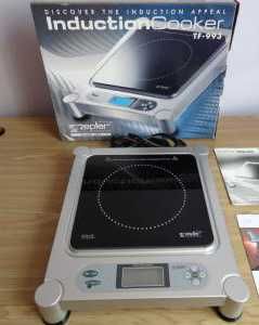 NOWA Kuchenka indukcyjna 220-240v   wolnostojąca ZEPTER