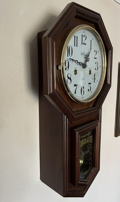 Механічний годинник Adler