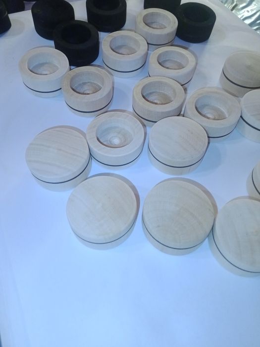 Шашки фішки кубики заріки