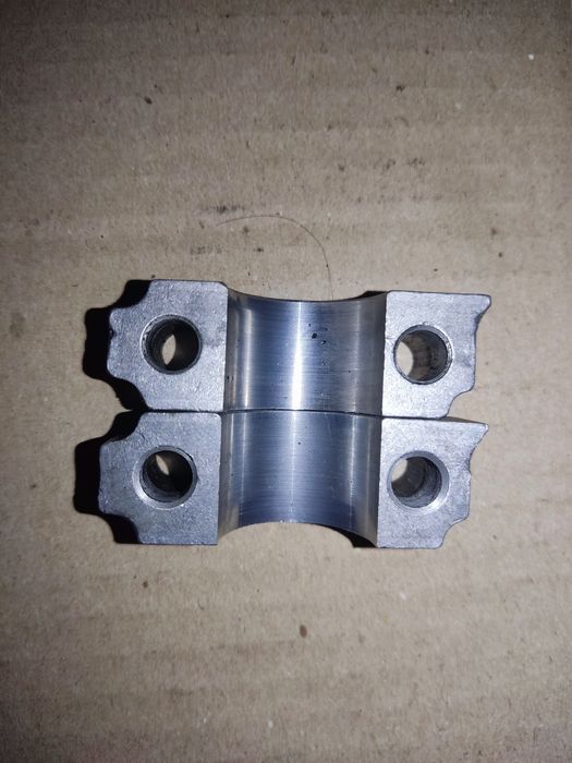 Бугель розподільчого вала 056103459