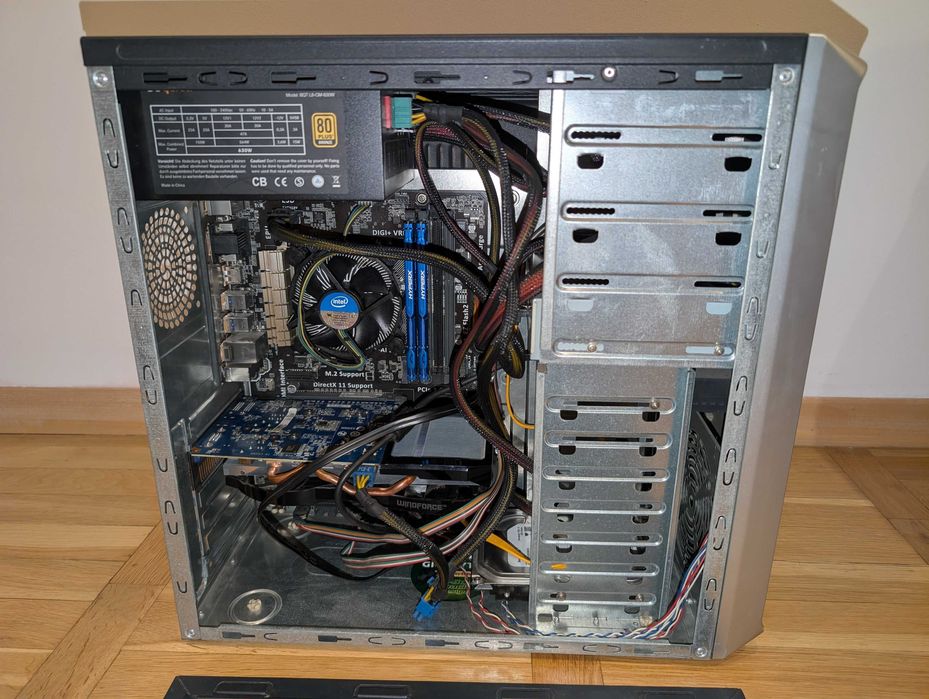 Komputer stacjonarny CPU i5-4570 GF GTX 650 Ti RAM 8GB DDR3 HDD 250GB
