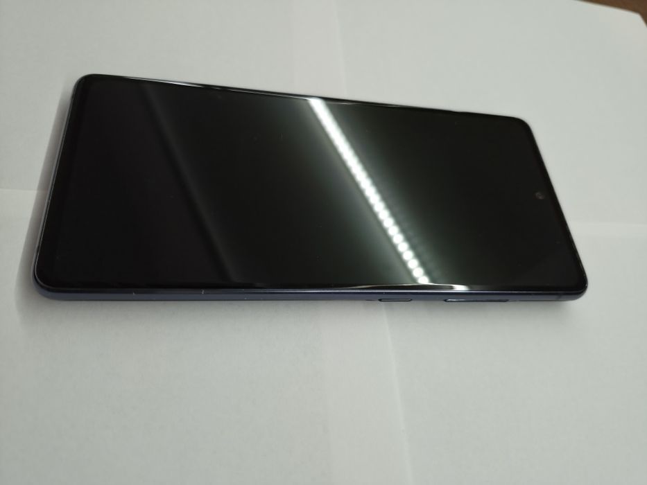 Смартфон Samsung S20FE 8/256