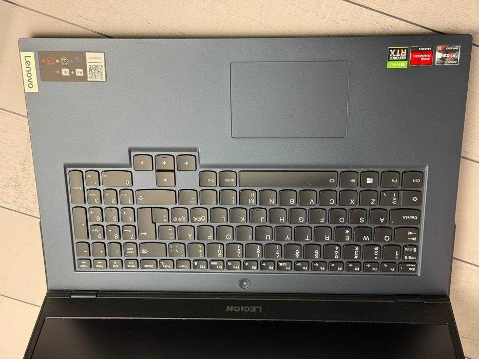 Legion 5 17ACH6 Ryzen 5 5600H 8ram RTX 3050 4gb 144hz  17.3 ssd 512