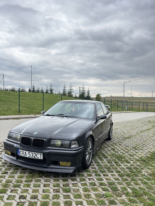 BMW E36 320i 1992r