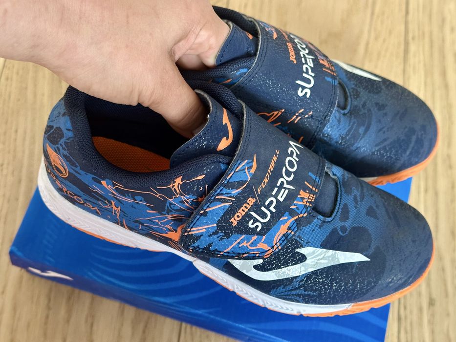 Фут- залки Super cora 2403 темно- сині . 34 розмір. Joma