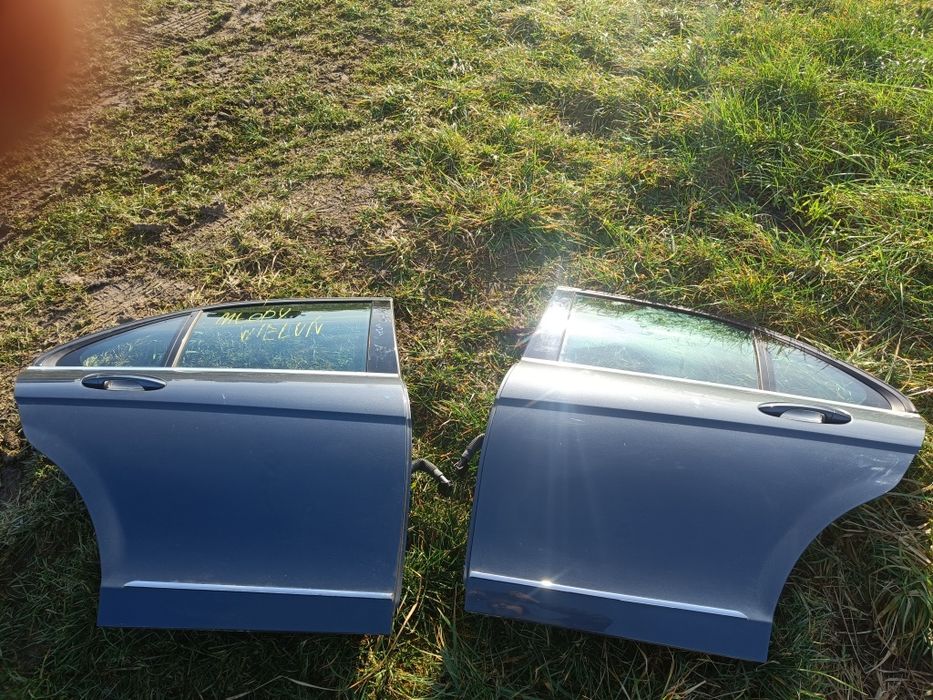 Drzwi tył Mercedes w204 C755 Szary stan bdb Wysyłka