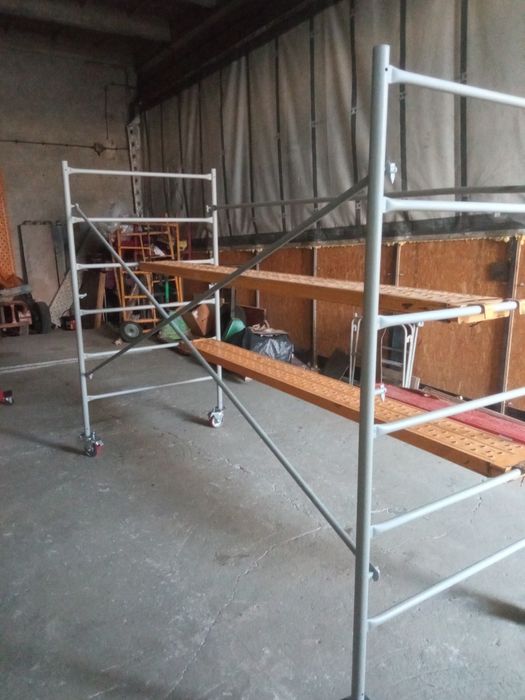 Rusztowanie jezdne do szpachlowania,murowania i żywopłotu