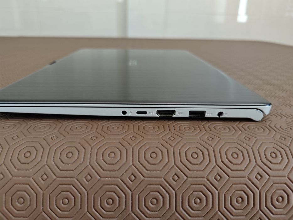 Vendo portátil ASUS