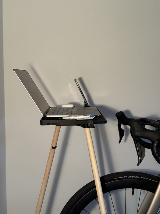 Stolik pod tablet laptop pod trenażer indoor cycling