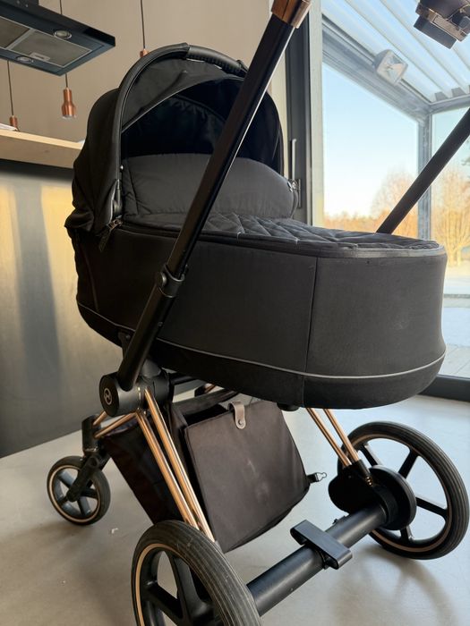 Cybex e priam 2.0 black rose gold