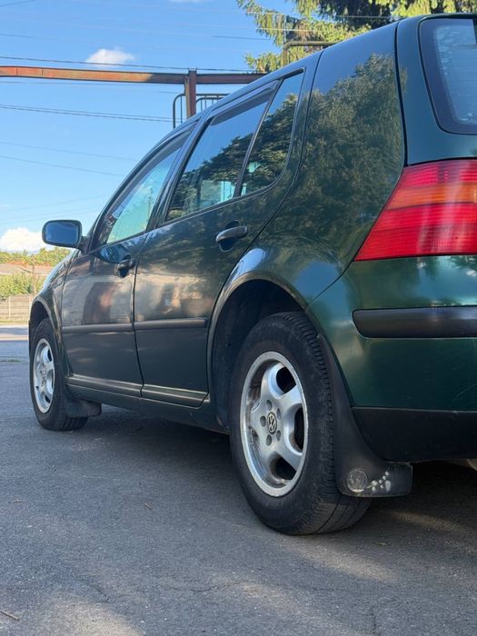 Volkswagen Golf IV