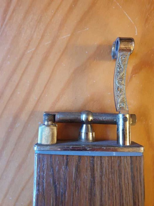 Isqueiros de Pedra Antigo