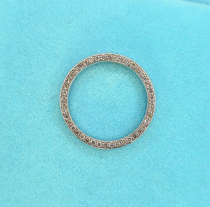 Кольцо с бриллиантовыми дорожками с 2 сторон