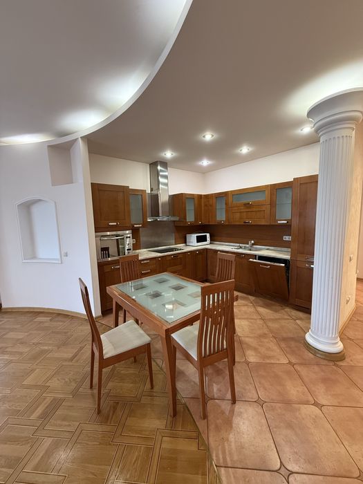 Аренда квартиры, Печерск, евроремонт,Мариинский парк,метро,Лавра