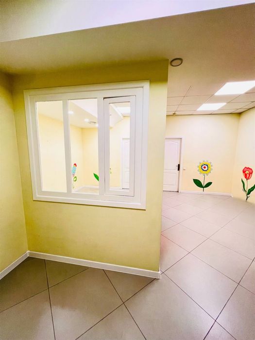 Продаж унікального фасадного приміщення  в ЦЕНТРІ, вул.Б.Хмельницького