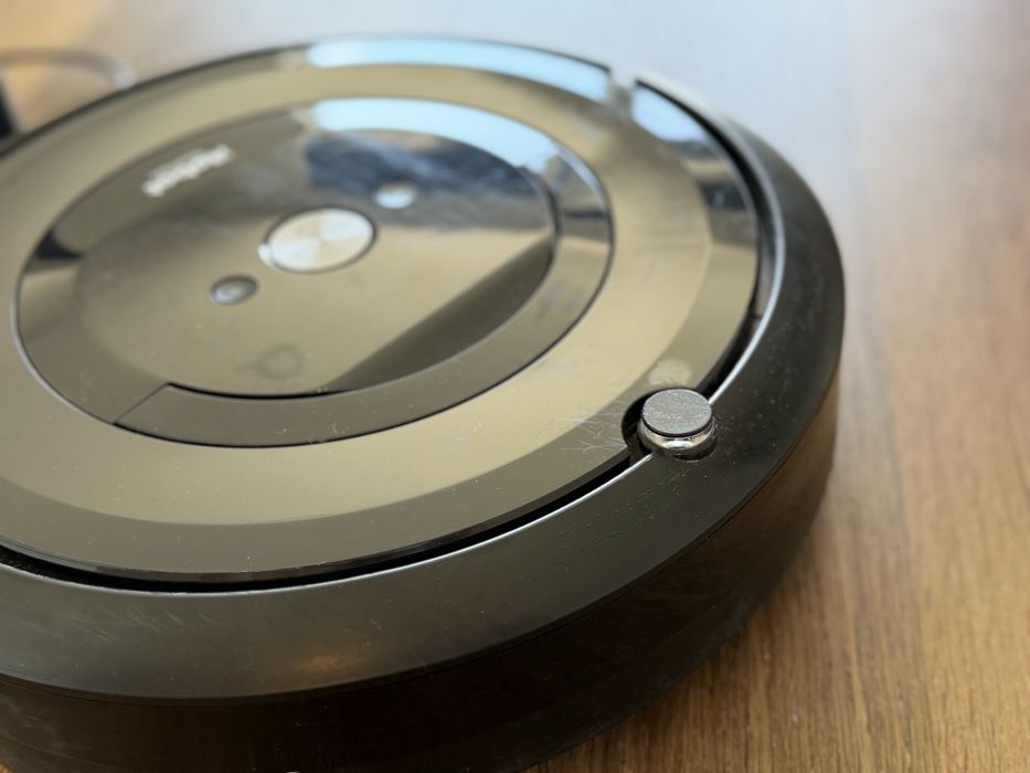 iRobot Roomba e5 – Aspirador Robô (100% Funcional / Ideal para Animais)