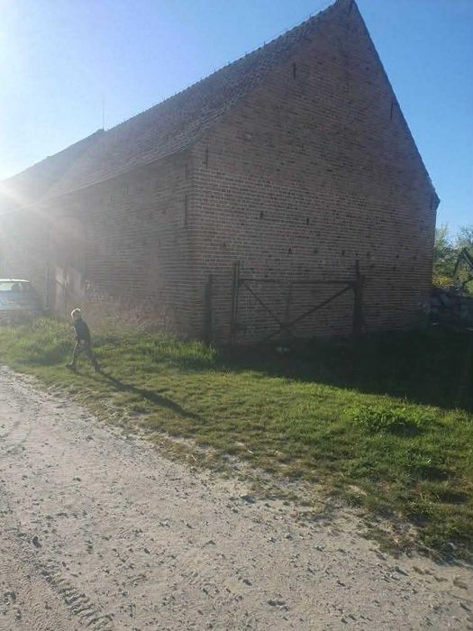 Magazyn stodoła garaż 170m2, przy ulicy, metalowa brama, Sulmierzyce,