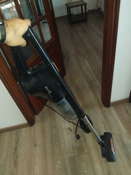 aspirador vertical Deerma DX700S
