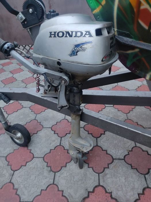 Лодочный мотор Honda BF 2.3