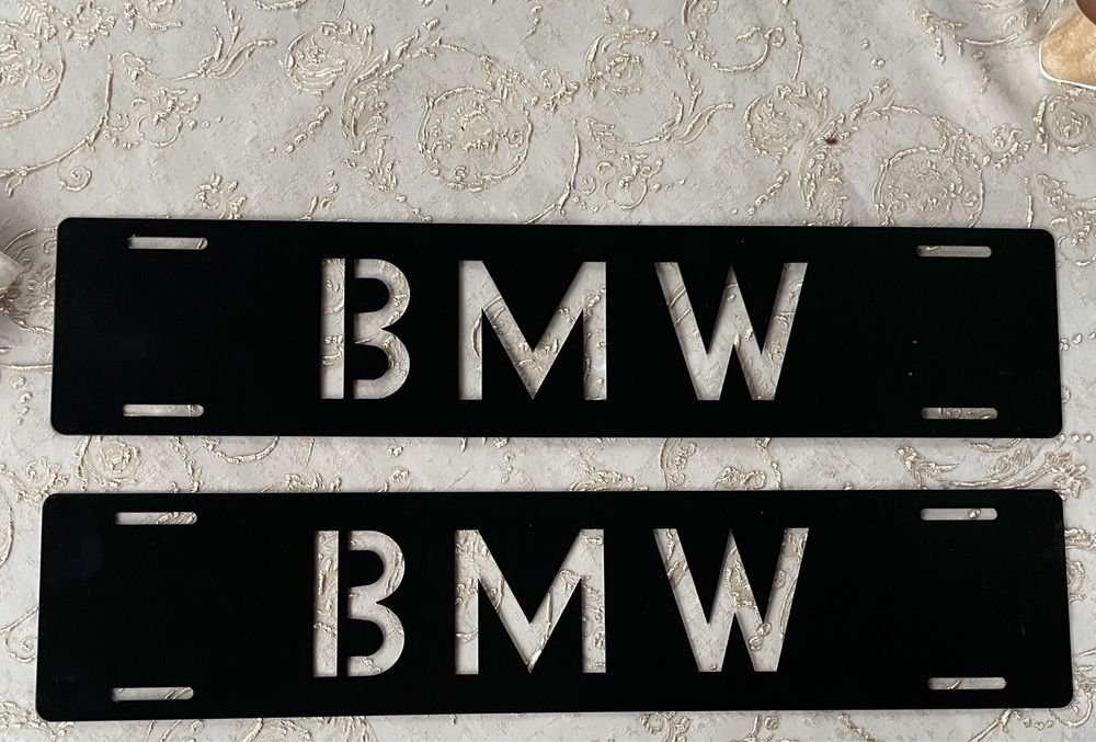 Пластина под магнитные рамки, Подиум номера.