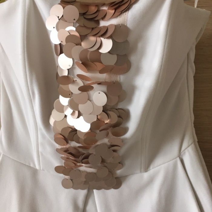 White House sukienka