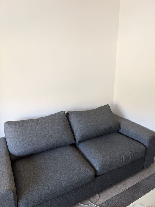 Sofá cama Vimle em ótimo estado