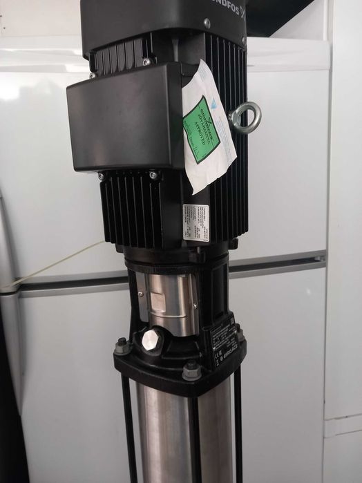Bomba de água industrial GRUNDFOS CR 3-25 A-FGJ-A-V-HQQV