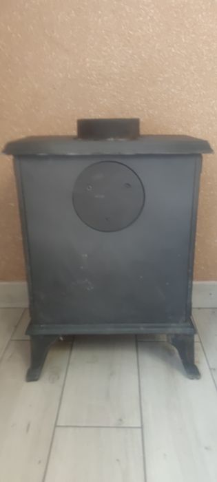 Продам чугунну пічку
