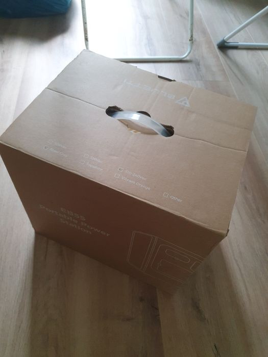 Stacja Zasilania Bluetti 700 W