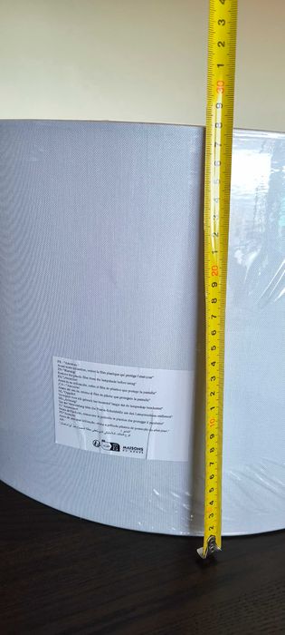 Abajour branco de tecido- Maisons du monde- tenho 2 novos ainda embalados