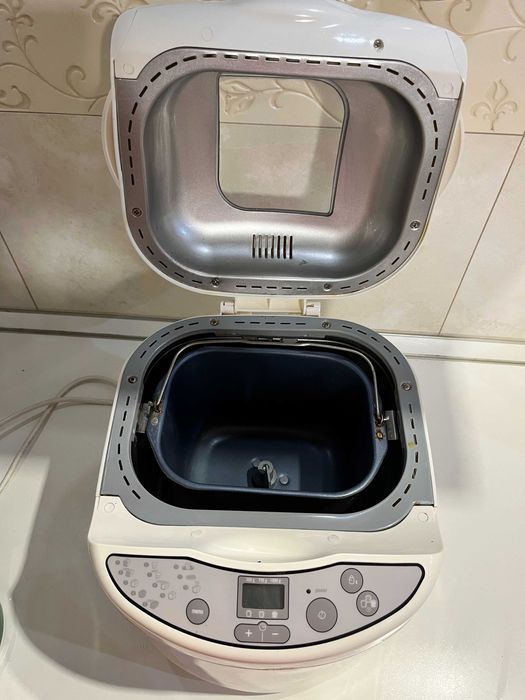 Wypiekacz chleba MOULINEX Home Bread