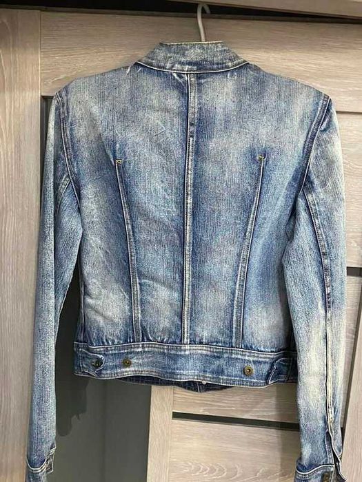 джинсова куртка жіноча Terranova