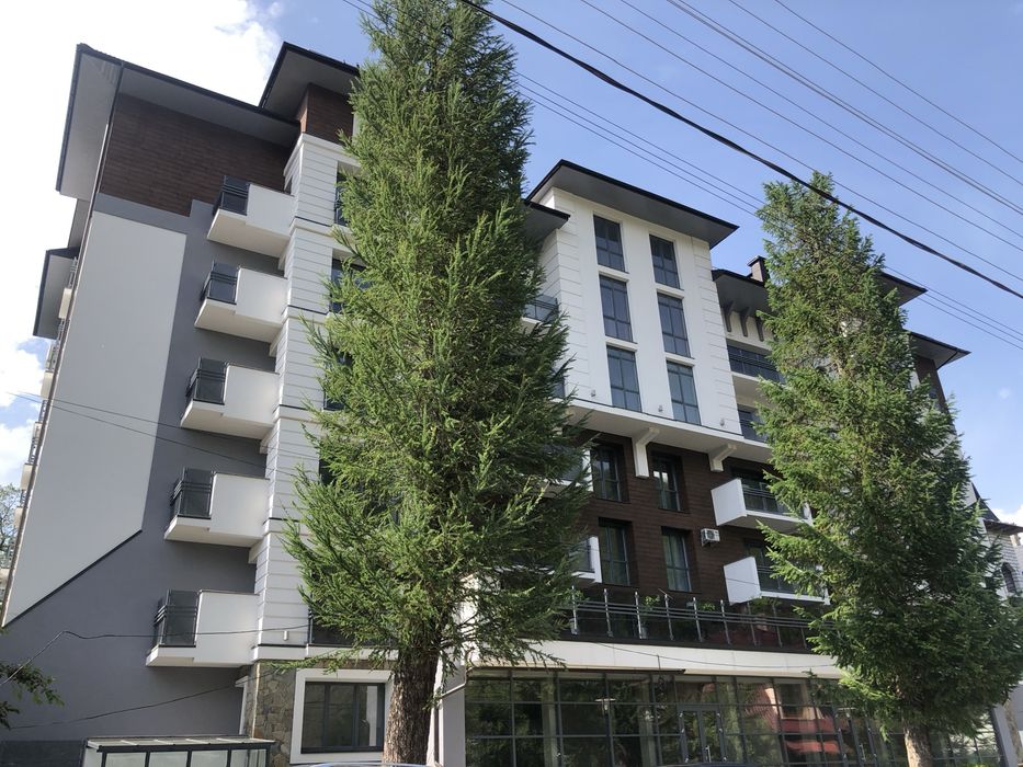 ПентХаус 226 м2, ЖК «КрайОбраЗ», Басейн 25м,  всі вікна панорамні, останій поверх. Дві тераси по 10 м2