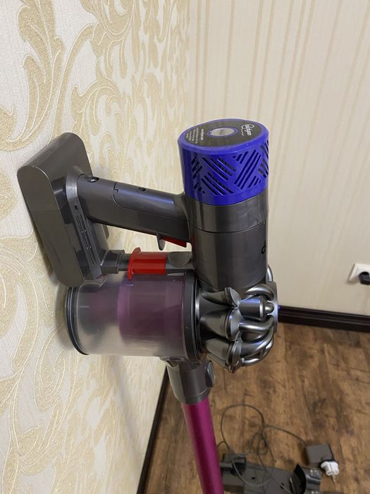 Пылесос аккумуляторный Dyson V6 Absolute