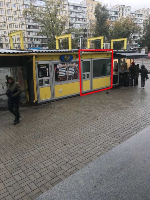 Павільйон на вході в ринок