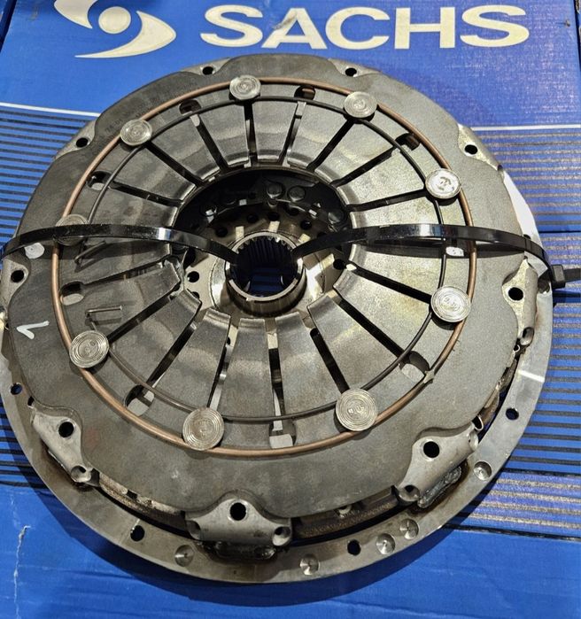 Skrzynia biegów Smg BMW V10 e60 M5 e63 M6 + sprzęgło