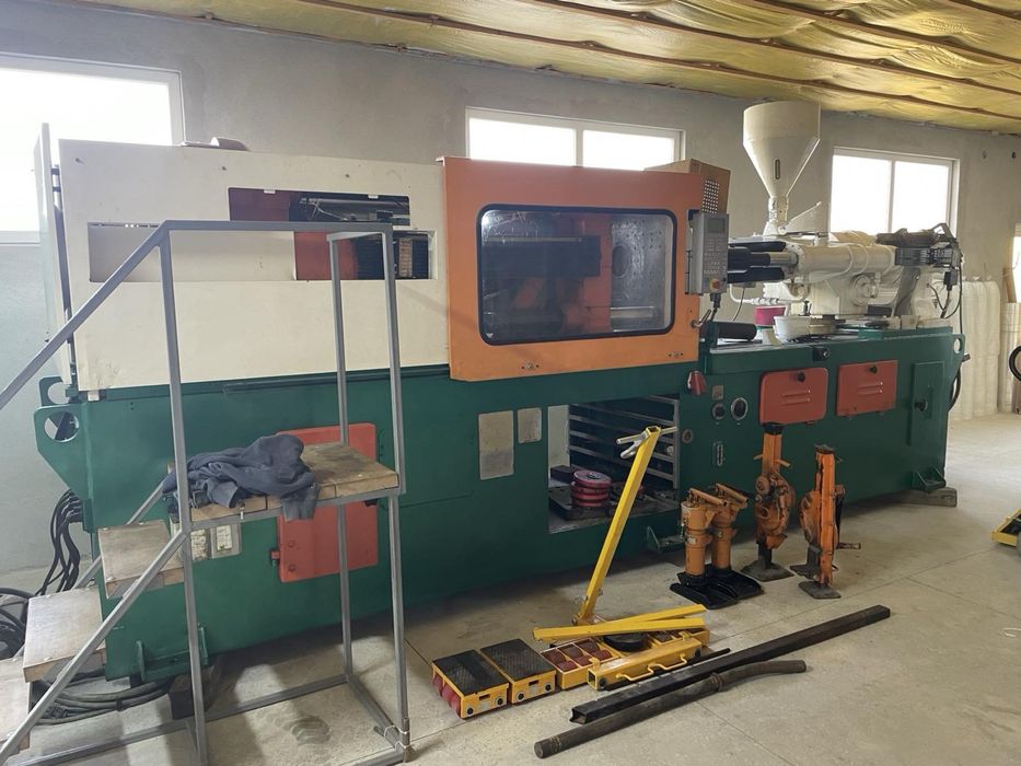 Термопластавтомат Ponar-twice 1988 року