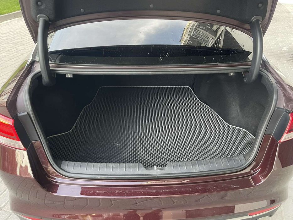 Продам автомобіль KIA optima