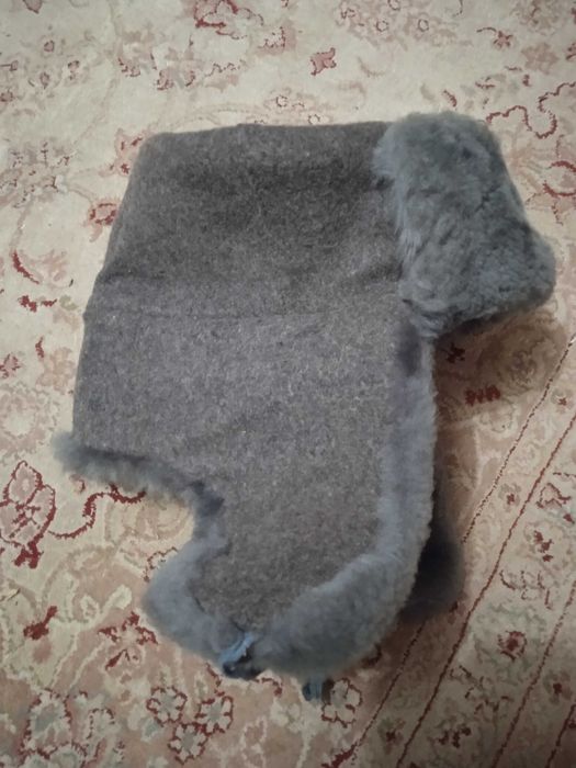 Шапка-ушанка СССР.