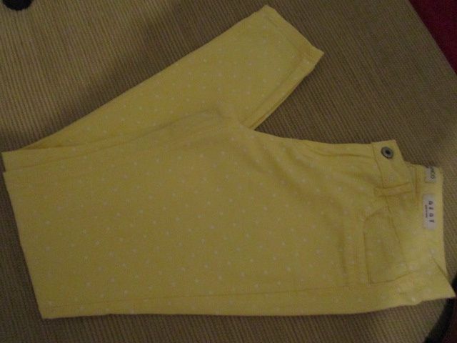 Calças amarelas às bolinhas tam.38