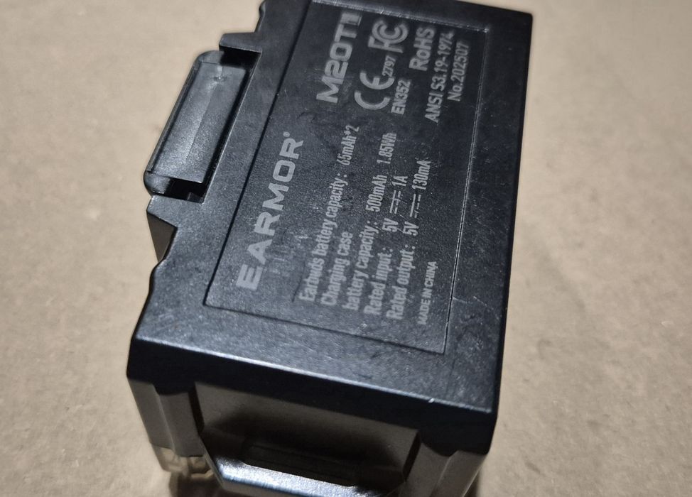 Активні захисні беруші Earmor M20T Pro (NRR 30) Black з Bluetooth б/в