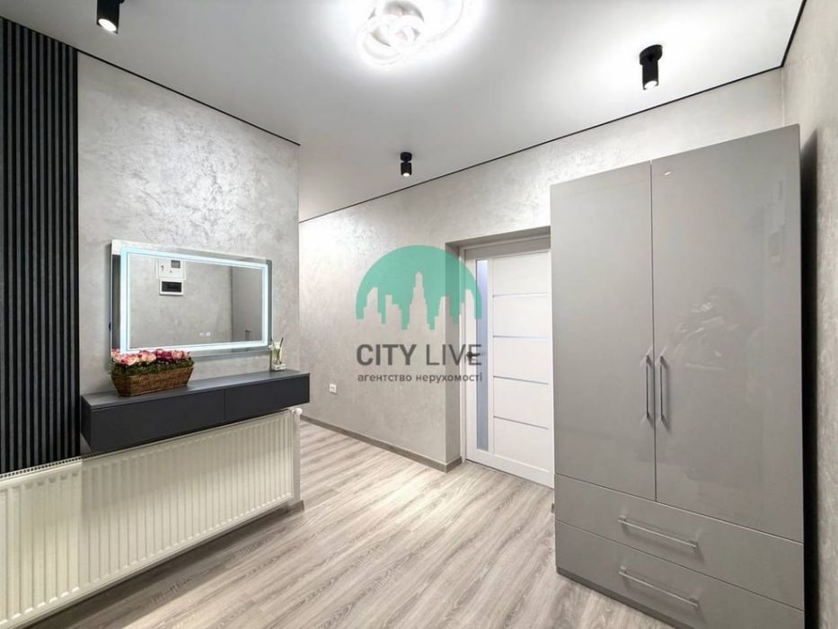 Продаж 2кімнатної квартири в центрі міста Тисмениця. (38)